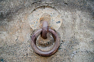 Metal wheel. Rope binding.