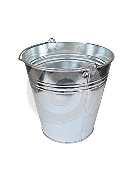 Metallic bucket
