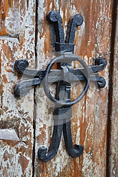 Metallic handle of an old door
