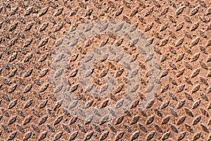 Metallic walkable platform