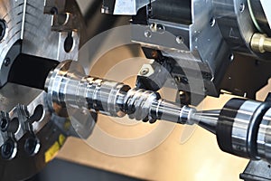 Metalworking industry. cutting tool making worm shaft at metal working