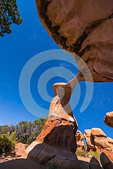 Metate Arch Devils Garden Escalante at Night