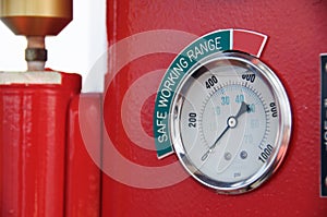 Meters or gauge in crane cabin for measure Maximun load, Engine speed , Hydraulic pressure , Temperature and fuel level