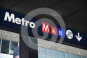 Metro and Escalator Sign