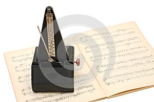 Metronome on sheet music