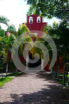 Mexican church Merida Churbunacolonial architecture historia