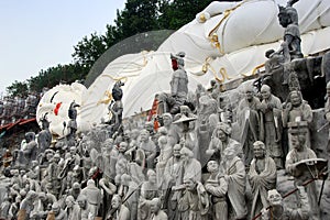 Mianyang, China: Reclining Buddha and Statues