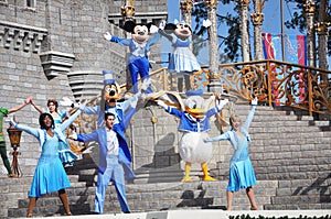 Mickey and Minnie Mouse in Disney World