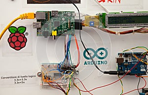 Microcontroller and microprocessor