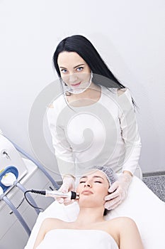 Microcurrent technology equipment. Body, face, decollete, chin, nose, forehead