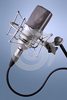 Microphone