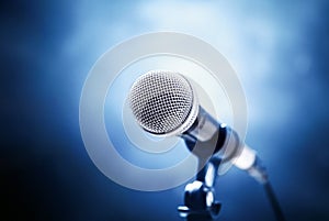 Microphone