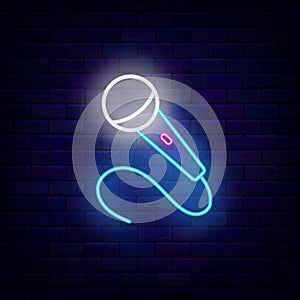 Microphone neon icon. Stand up comedy show. Music talent show. Vector stock illustration