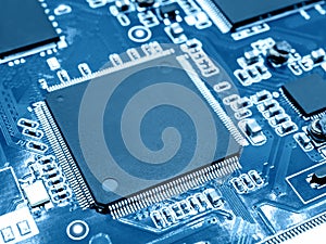 Microprocessor on electronic circuit board