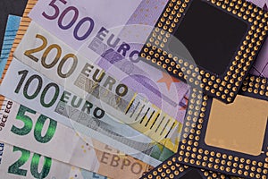 Microschemes placed on euro banknotes