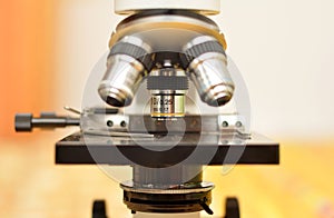 Microscope lens