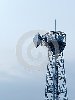 Microwave antenna tower for radio communications