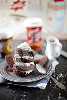 Microwave oven baked mug chocolate cake