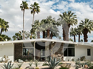 Mid-century architecture, Palm Springs