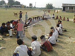 Mid day meal in school