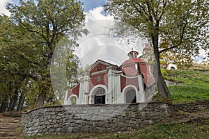 Střední kostel barokní Kalvárie v Banské Štiavnici, Slovensko.