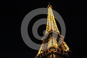 Midnight in Paris, Eiffel Tower