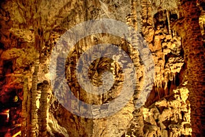 A mighty misterious dripstone cave