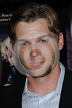 Mike Vogel