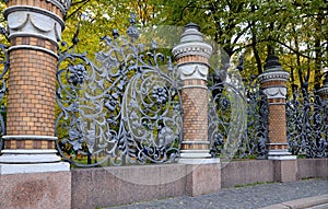 Mikhailovsky garden fence. Autumn