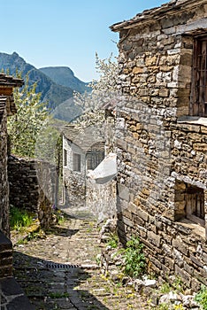 Mikro Papingo in the North of Greece