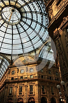 Milan arcade