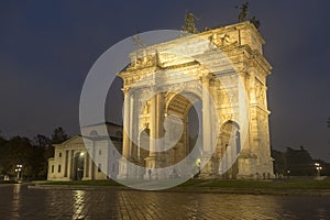 Milan: Arco della Pace at evening