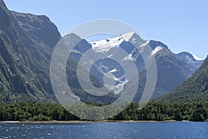 Milford sound photo