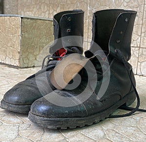 Military boots for soldiers and security guards