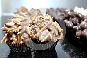 A milkChocolate plaline