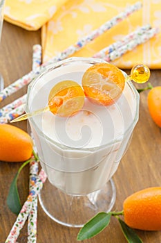 Milkshake with kumquats