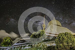 The MilkyWay and The Grand Mosque photo