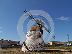 The mill with white plaster in Valles de Ortega