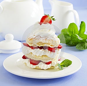 Millefeuille with strawberries photo