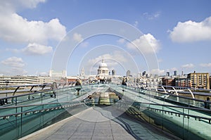 Millennium bridge