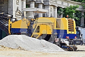 Milling machine for road work