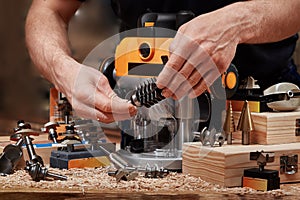 Milling wood in the joinery using manual mechanical cutters