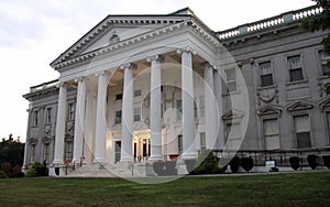 Mills-Livingston Mansion on the Hudson River, Ionic columns portico of the main facade, Staatsburg, NY
