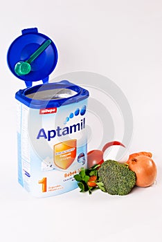 Milupa Aptamil baby food