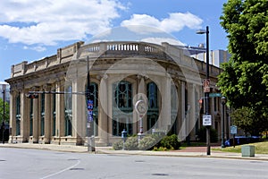 Milwaukee County Historical Center  819908