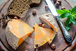 Mimolette with hazelnuts