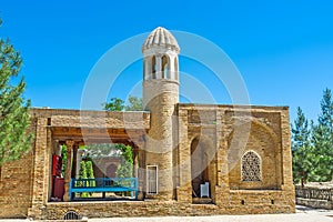 The minaret in Hazrati Imam Complex