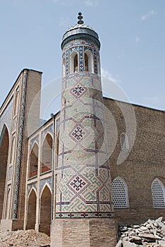 Minaret of madrasa Kukaldosh photo