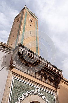 Minaret of the olf R\'Cif mosque in the medina of Fes