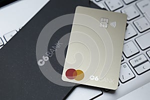 C6 Bank Mastercard logo credit card